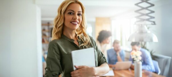 What if She Owns The Table? La Manager, Pink Washing e Gender Gap